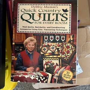 's Quick Country Quilts Book